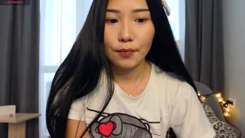 Yuki online show from March 19, 2026, 10:41 am