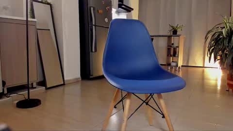 Tsuky online show from October 31, 2025, 12:33 am