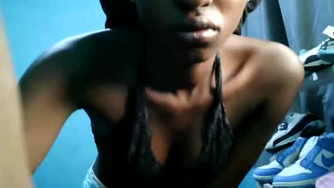 Snapshot of tswana_ chatting on February 27, 2026, 3:39 am lencer online show from February 27, 2026, 3:39 am