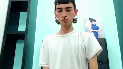 Snapshot of ttimy_x_boy chatting on December 23, 2025, 8:45 am ttimy online show from December 23, 2025, 8:45 am