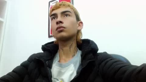 Snapshot of ttimy_x_boy chatting on February 20, 2026, 4:20 am ttimy online show from February 20, 2026, 4:20 am