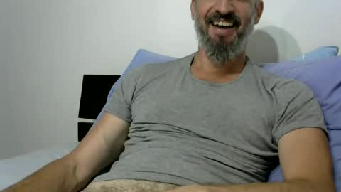 tu_bomberono online show from June 19, 2026, 8:45 pm