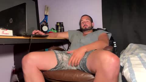 Snapshot of tuamante000 chatting on March 2, 2025, 5:12 am Stimulation make me Cum in Public or in Pvt online show from March 2, 2025, 5:12 am