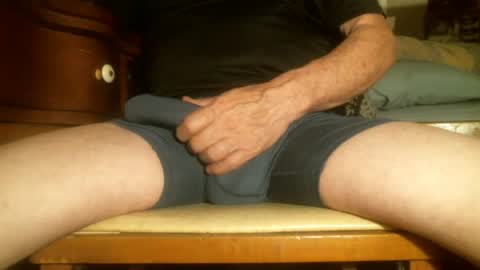 Snapshot of tulsatool chatting on June 2, 2026, 7:32 am Tulsatool online show from June 2, 2026, 7:32 am