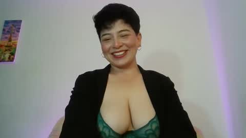 Snapshot of turey553198 chatting on December 16, 2025, 3:39 pm Karla cherry online show from December 16, 2025, 3:39 pm