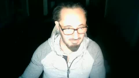 Snapshot of tuscan_taurus chatting on April 22, 2026, 3:31 am tuscan_taurus online show from April 22, 2026, 3:31 am