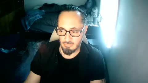 Snapshot of tuscan_taurus chatting on June 7, 2026, 10:08 am tuscan_taurus online show from June 7, 2026, 10:08 am