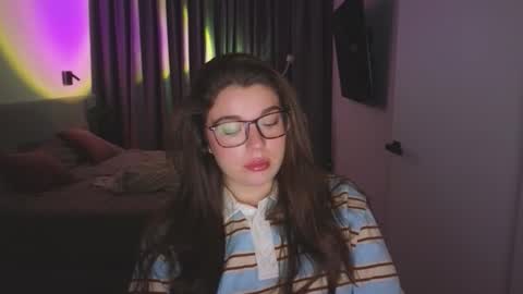 Ariana online show from November 5, 2025, 9:04 pm