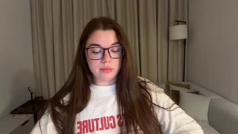 Ariana online show from March 15, 2026, 9:32 pm