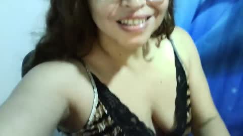 Snapshot of tuzusy chatting on December 9, 2024, 6:01 am tuzusy online show from December 9, 2024, 6:01 am