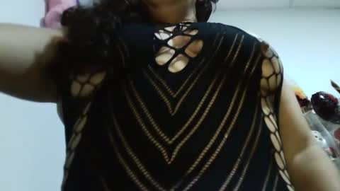 Snapshot of tuzusy chatting on September 25, 2025, 4:38 am tuzusy online show from September 25, 2025, 4:38 am