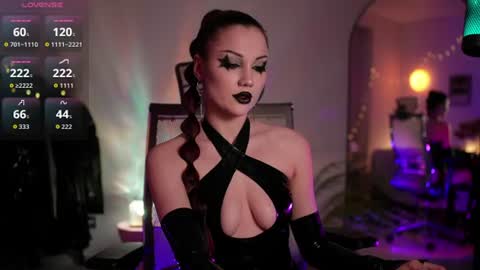 Snapshot of tv_miss chatting on July 15, 2026, 2:17 am Miss Veth online show from July 15, 2026, 2:17 am