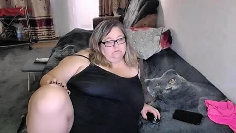 Lana online show from January 17, 2026, 6:18 am