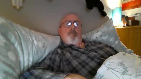 Snapshot of twatcockandballs chatting on February 16, 2025, 10:43 pm twatcockandballs online show from February 16, 2025, 10:43 pm