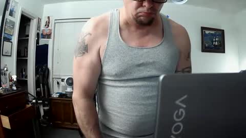 Snapshot of tweeter74 chatting on March 3, 2025, 10:17 am Tweeter74 online show from March 3, 2025, 10:17 am