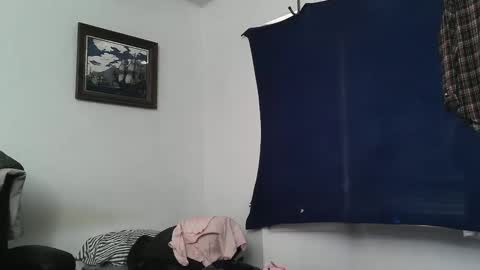 Snapshot of tweeter74 chatting on September 8, 2025, 3:33 pm Tweeter74 online show from September 8, 2025, 3:33 pm