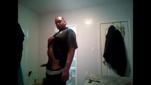 Snapshot of twest84 chatting on February 16, 2025, 4:09 am twest84 online show from February 16, 2025, 4:09 am