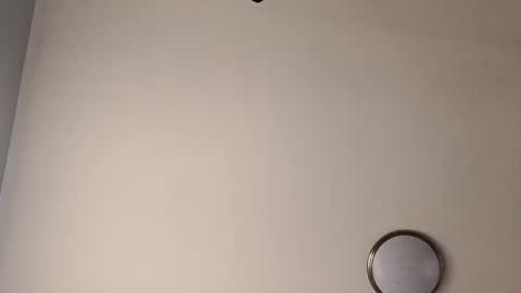 Snapshot of twest84 chatting on November 1, 2025, 9:28 pm twest84 online show from November 1, 2025, 9:28 pm