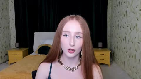 twilightserenade online show from November 1, 2025, 7:49 pm