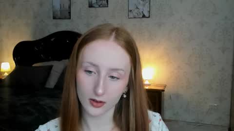 twilightserenade online show from November 11, 2025, 3:39 am