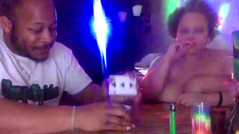 Snapshot of twinandlea chatting on January 18, 2025, 3:53 am Twin and Lea online show from January 18, 2025, 3:53 am