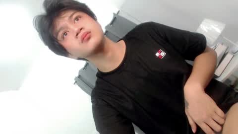 Snapshot of twink_blaze chatting on November 4, 2025, 9:58 pm BLAZE online show from November 4, 2025, 9:58 pm