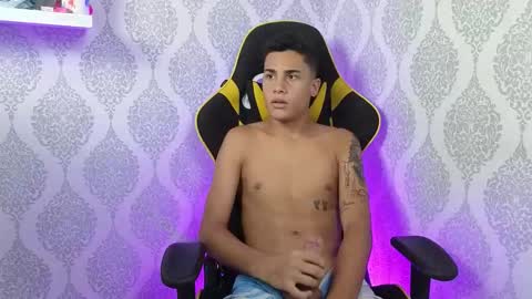 Dani online show from November 25, 2025, 7:58 pm