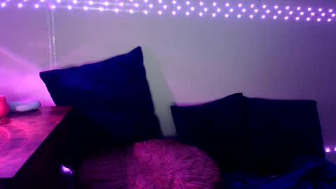 twinklelittlestarla online show from February 23, 2026, 10:23 am