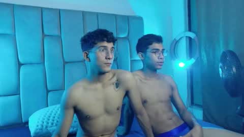 Snapshot of twinksecrets_ chatting on February 24, 2026, 11:08 am twinksecrets_ online show from February 24, 2026, 11:08 am