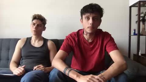 Snapshot of twinksguys360 chatting on November 22, 2025, 6:51 pm Derrick online show from November 22, 2025, 6:51 pm