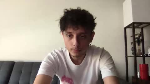 Snapshot of twinksguys360 chatting on January 6, 2026, 4:21 pm Derrick online show from January 6, 2026, 4:21 pm