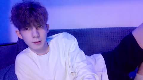 TwiShadow online show from February 12, 2026, 10:27 pm