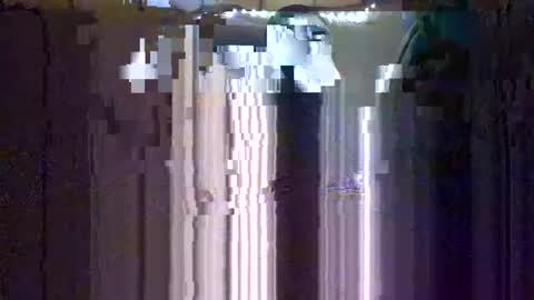 Snapshot of twistedblizzy chatting on December 20, 2024, 7:28 pm TwistedBlizzy online show from December 20, 2024, 7:28 pm