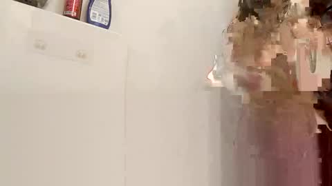 Snapshot of twistedlilpunk chatting on December 5, 2024, 6:32 am twistedlilpunk online show from December 5, 2024, 6:32 am