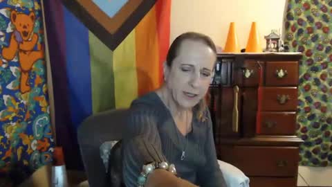 twocumkerry online show from November 9, 2025, 6:55 am