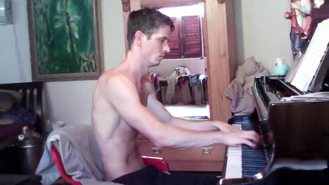 TobeBritta online show from December 3, 2024, 2:27 pm