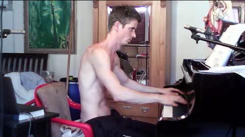 TobeBritta online show from February 17, 2025, 7:10 pm