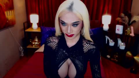 KiaraKeana online show from April 8, 2026, 10:37 am