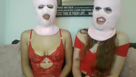 Snapshot of twogirlslove chatting on April 6, 2026, 5:08 am AvaMini online show from April 6, 2026, 5:08 am