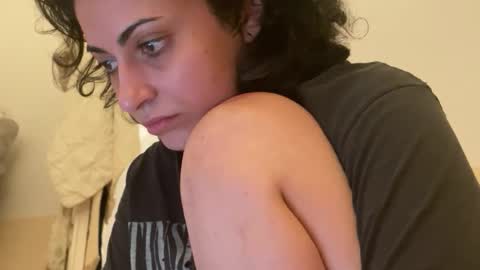 Snapshot of twonobodies chatting on December 16, 2025, 8:58 pm im Nobody online show from December 16, 2025, 8:58 pm