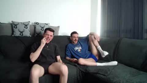 RyanRowan online show from June 10, 2026, 6:18 pm