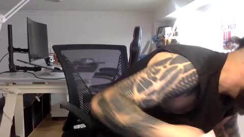 Snapshot of txalkan6060 chatting on February 17, 2025, 11:53 pm txalkan6060 online show from February 17, 2025, 11:53 pm