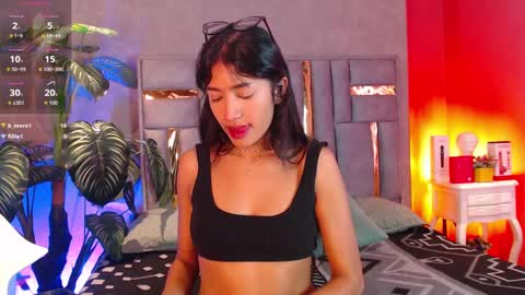 tyla_ks online show from September 15, 2025, 9:26 pm