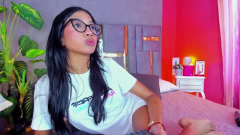 tyla_ks online show from March 31, 2026, 7:36 pm