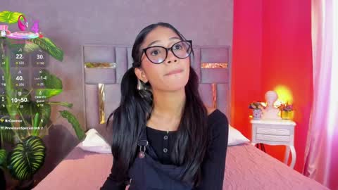 tyla_ks online show from April 1, 2026, 7:55 pm