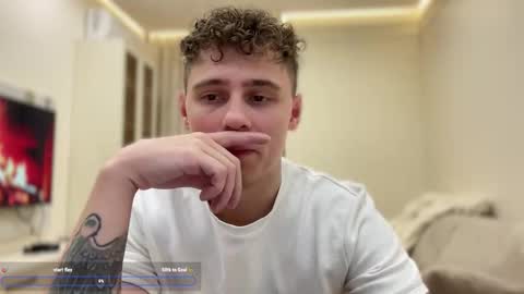 tyler_garrner online show from November 24, 2025, 4:29 pm