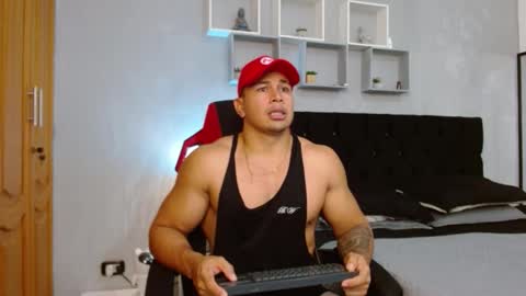 Snapshot of tyler_hank1 chatting on November 17, 2025, 8:36 pm tyler_hank1 online show from November 17, 2025, 8:36 pm