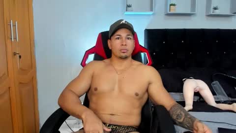 Snapshot of tyler_hank1 chatting on November 29, 2025, 11:24 am tyler_hank1 online show from November 29, 2025, 11:24 am