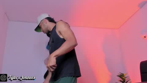 Tyler online show from October 21, 2025, 10:43 pm