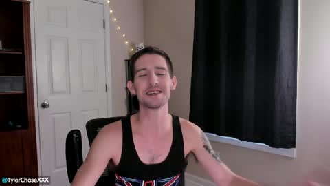 Snapshot of tylerchasexxx chatting on December 4, 2024, 10:08 pm Tyler Chase online show from December 4, 2024, 10:08 pm